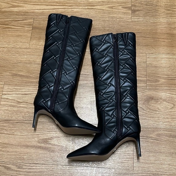 Kurt Geiger Quilted knee high boots - Picture 6 of 15